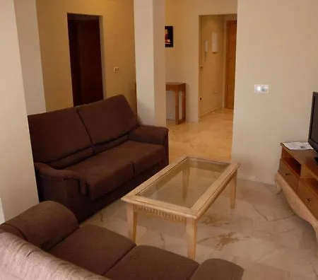 Turísticos La Castilleja Apartamento *