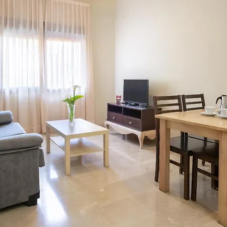 Turisticos La Castilleja Apartment