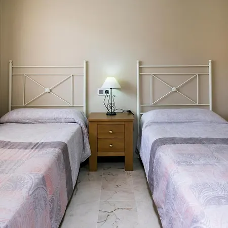 Apartamento Turísticos La Castilleja *