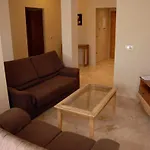 Turísticos La Castilleja Apartamento *